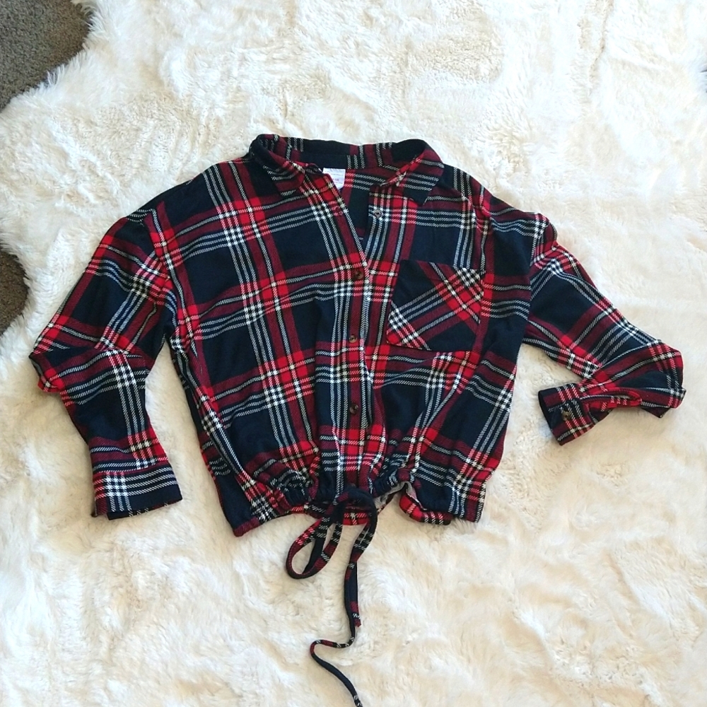 Women's cinched waist top